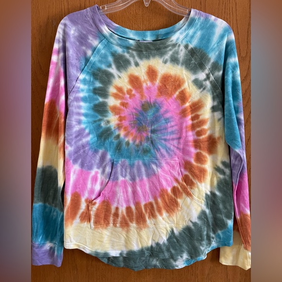 Fun Tie Dye juniors shirt - Picture 1 of 3
